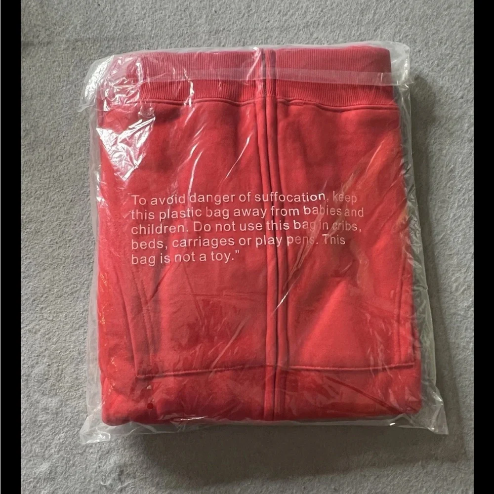 NEW Dixxon Flannel Co Zip-Up Hoodie Sweatshirt Men’s XL Red Streetwear - Picture 2 of 3